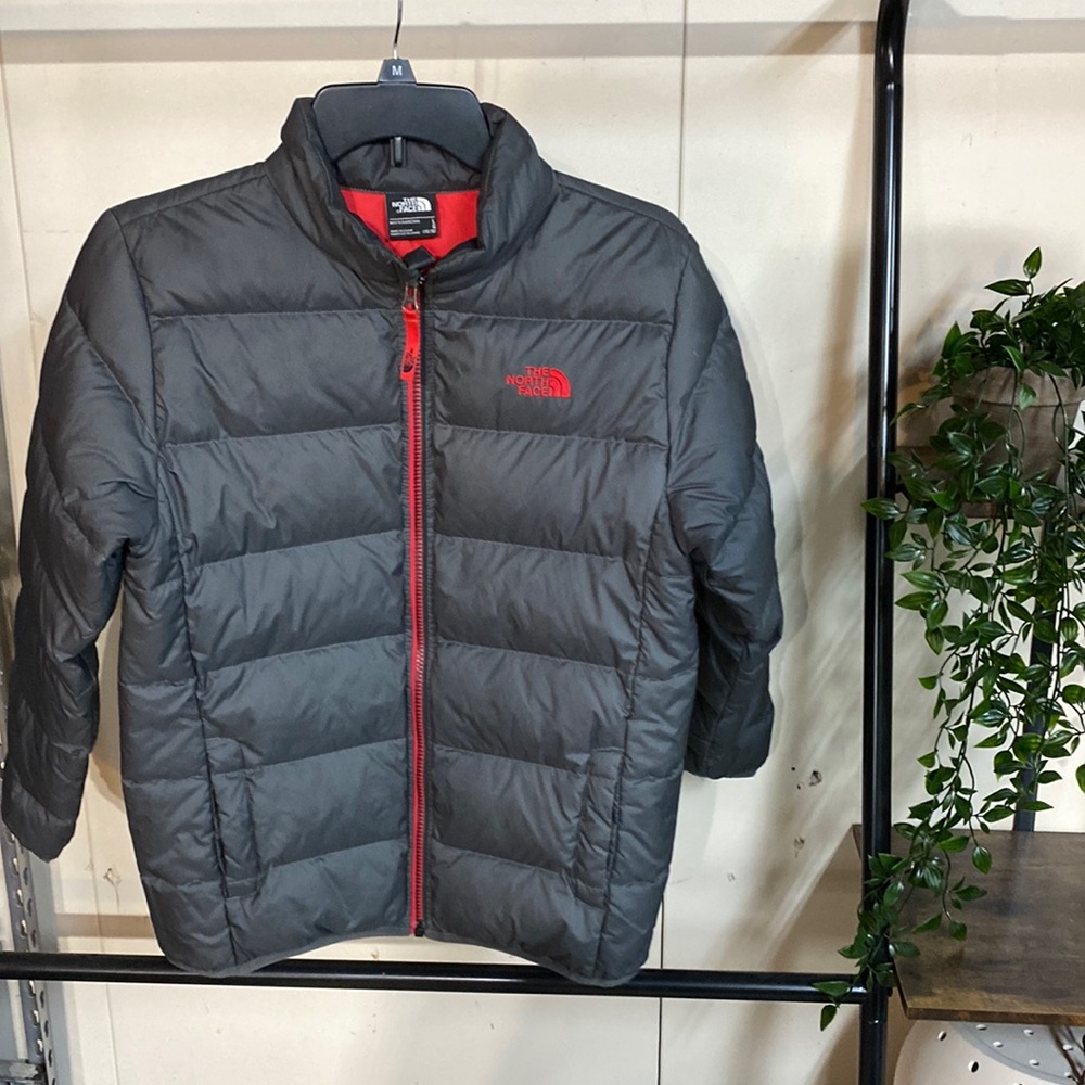 The North Face youth Boys 550 Down Fill puffer Jacket Large 14/16